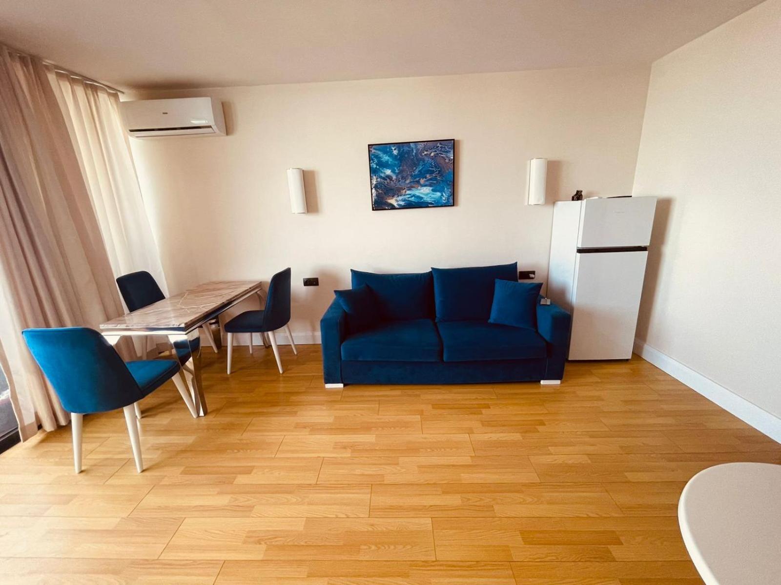 Suites Orbi City Aparthotel บาทูมิ ภายนอก รูปภาพ