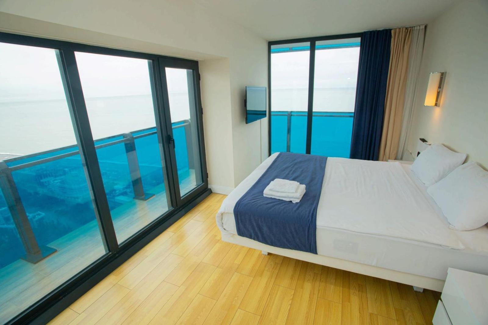 Suites Orbi City Aparthotel บาทูมิ ภายนอก รูปภาพ
