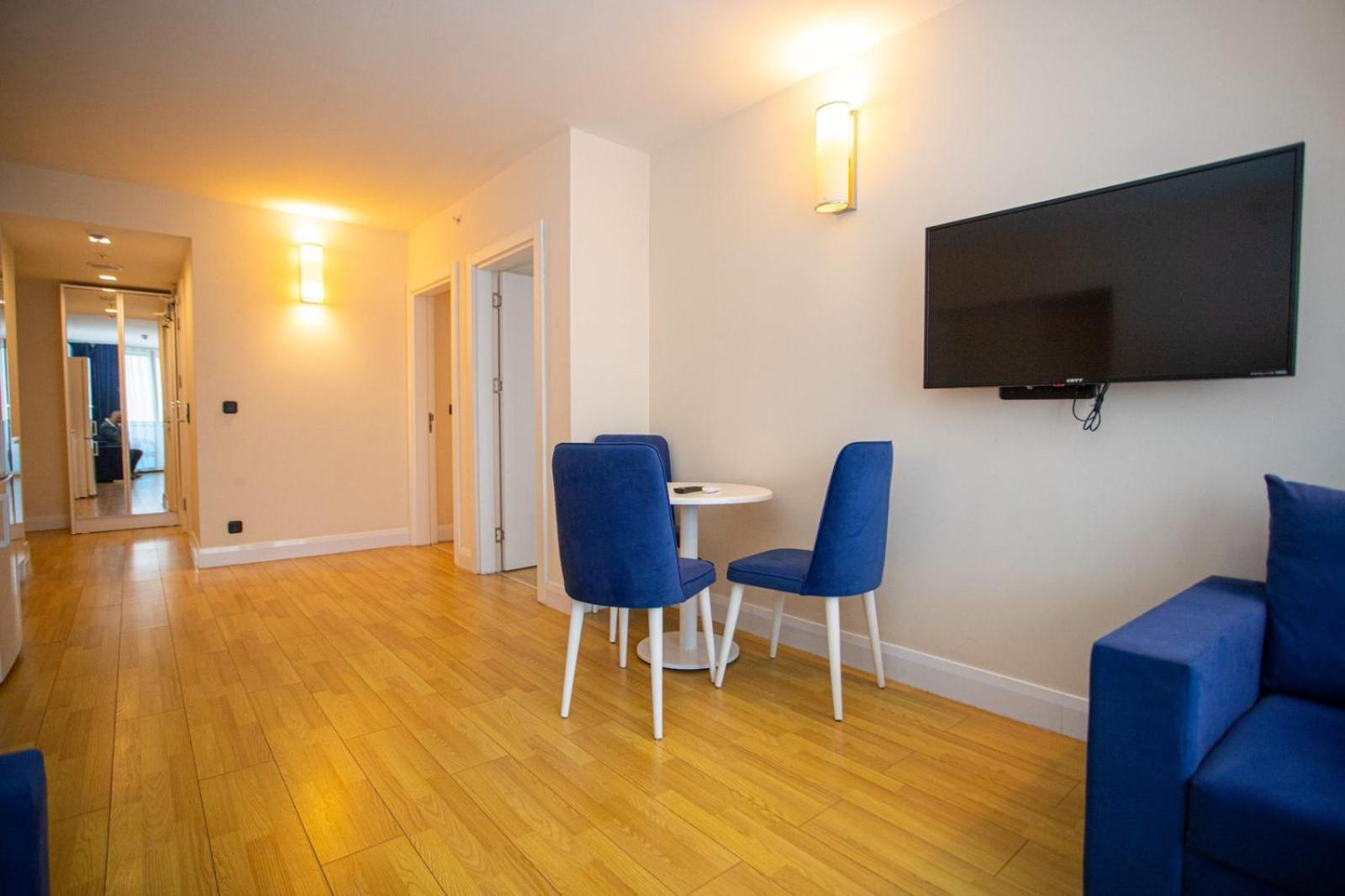 Suites Orbi City Aparthotel บาทูมิ ภายนอก รูปภาพ