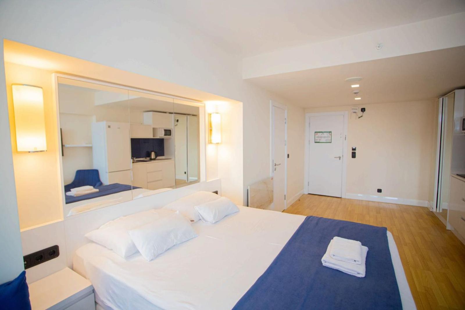 Suites Orbi City Aparthotel บาทูมิ ภายนอก รูปภาพ
