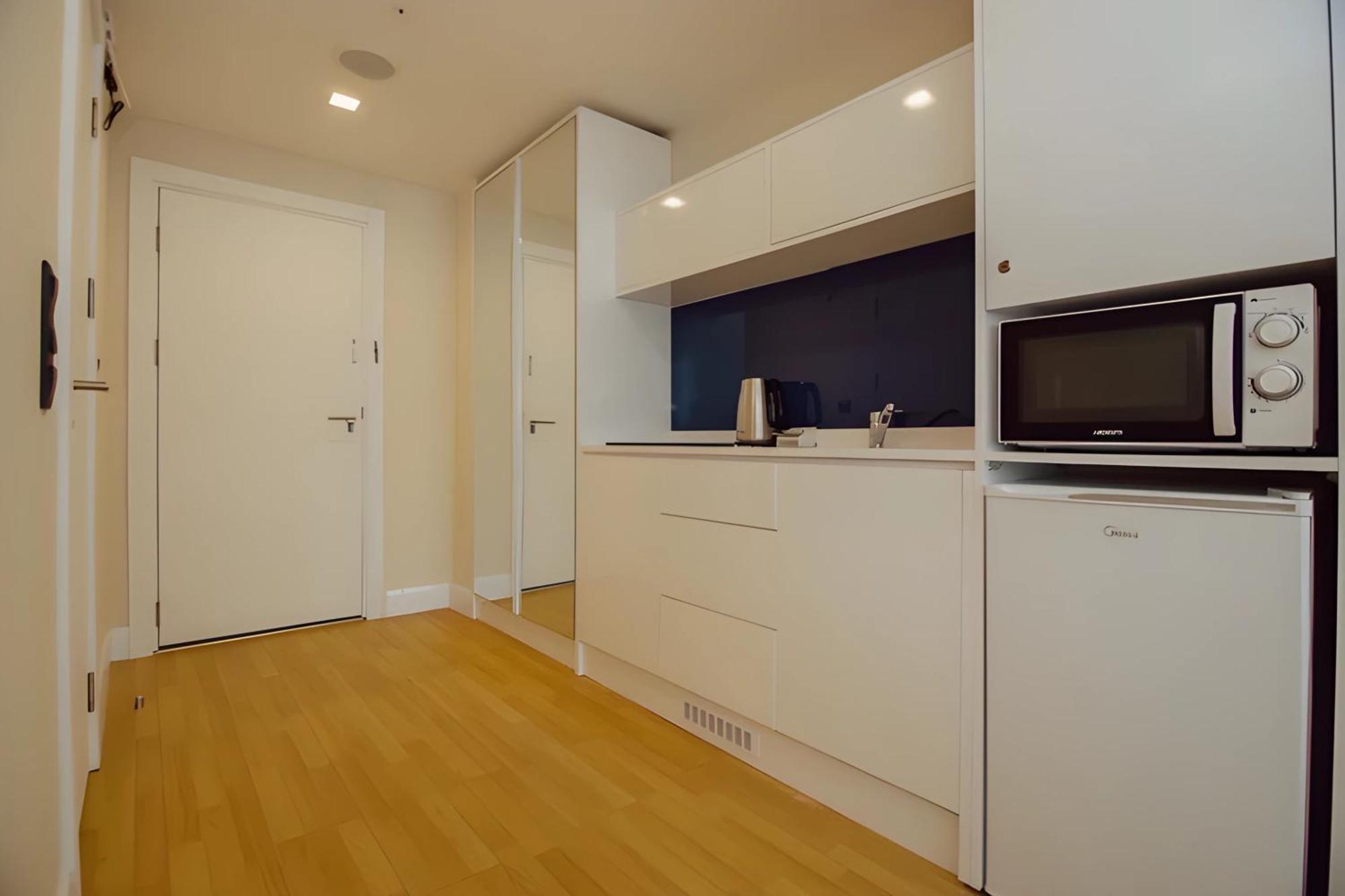 Suites Orbi City Aparthotel บาทูมิ ภายนอก รูปภาพ